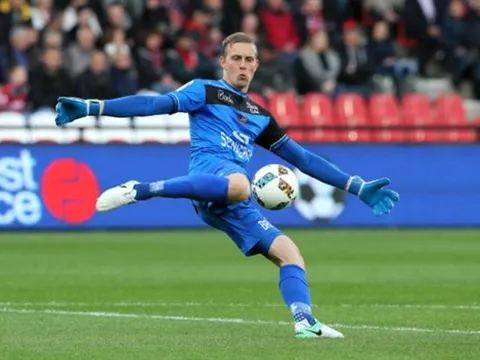 Không được ra sân, Mata phản ứng khó tin với De Gea sau trận Tottenham