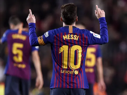 Cruyff: "Madrid hiện tại chính là lời cảnh báo cho Barca"