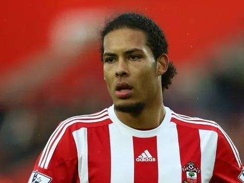 Liverpool nâng giá hỏi mua Van Dijk