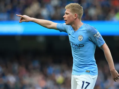 Kompany: "De Bruyne không nên góp mặt trận Liverpool"