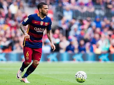 Ca ngợi Liverpool, Redknapp kèm theo phát biểu cực sốc về Man United