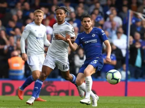 Harry Kane lập cú đúp, Liverpool phơi xác tại thánh địa Wembley