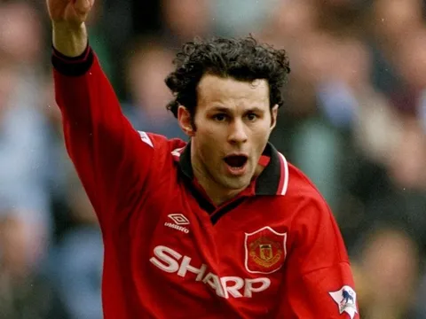 10 cầu thủ vào sân từ ghế dự bị nhiều nhất Ngoại hạng Anh: Crouch là số 1