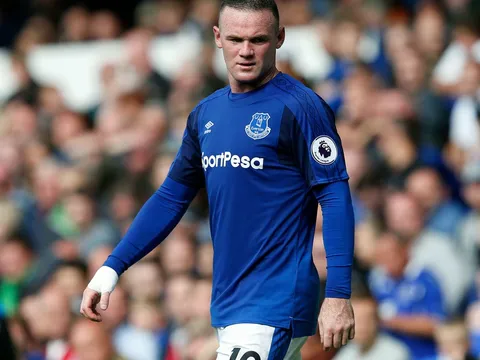 10 ngôi sao quay lại khoác áo đội bóng thời niên thiếu: Rooney và những ai?