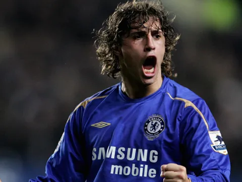 10 pha ăn mừng lỗi khiến CĐV cười lăn lộn