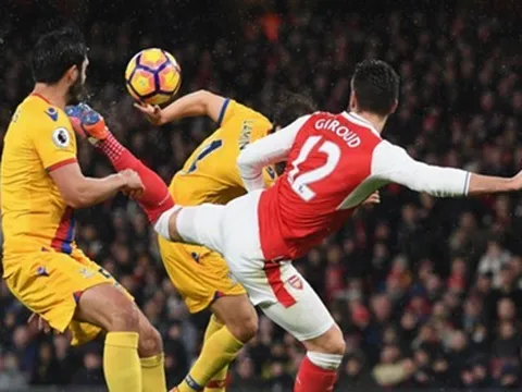 10 siêu phẩm của Arsenal mùa giải 2016/17