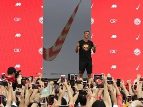 Scandal tình ái có thể khiến Ronaldo mất "tiền tấn" hợp đồng quảng cáo?
