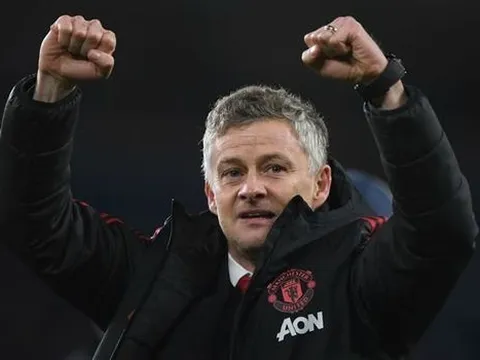 Solskjaer hứa để sao trẻ ra mắt Man Utd ngày đầu năm mới