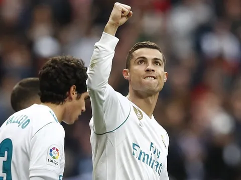 Ronaldo lập cú đúp, Real thảm sát Sevilla bằng một "bàn tay nhỏ"