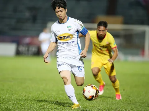 Công Phượng vẫn còn cơ hội giành vua phá lưới ở V-League 2018