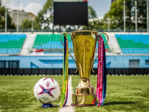 Điểm tin bóng đá Việt Nam tối 1/11: Xuân Trường, Đức Chinh chạm tay vào Cup vàng AFF 2018