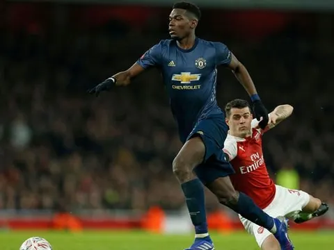 "Chưa bán Pogba, Man Utd đừng mơ có danh hiệu"