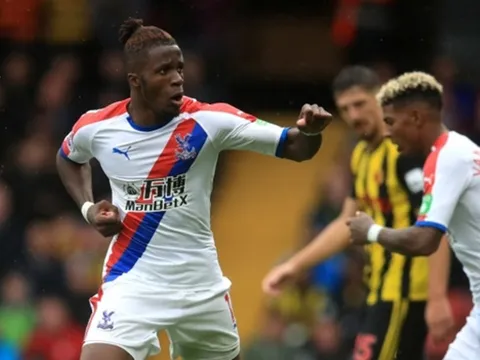 Hàng hớ của Sir Alex thành huyền thoại của Crystal Palace