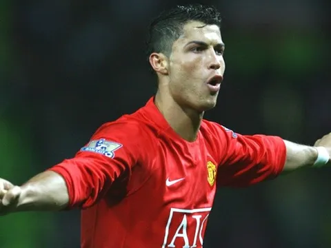 10 hảo thủ xuất sắc nhất lịch sử bóng đá Anh: Vinh danh MU, số 1 tuyệt vời