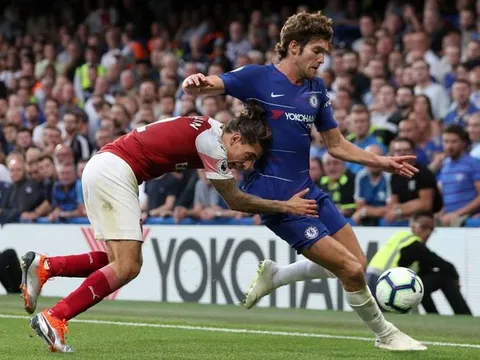 “Vua bán áo” lật kèo Arsenal; M.U tiếp tay cho Real chiêu mộ sao 180 triệu euro