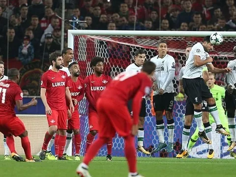 Luis Suarez bùng cháy, Barca ngược dòng giành thắng lợi nghẹt thở