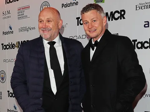 Solskjaer chạm mặt Guardiola trong bữa tối từ thiện của Kompany