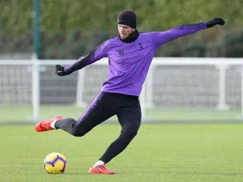 Vắng Kane, sân tập Tottenham vẫn rộn tiếng cười