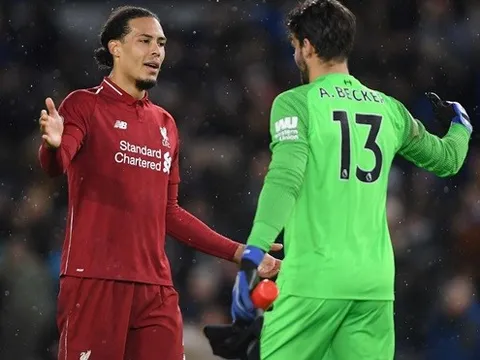 10 thống kê ấn tượng vòng 22 Premier League: Bức tường Hà Lan, De Gea hóa thánh