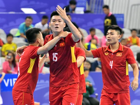 Chùm ảnh: ĐT Futsal Việt Nam thắng nghẹt thở Trung Quốc 4-3