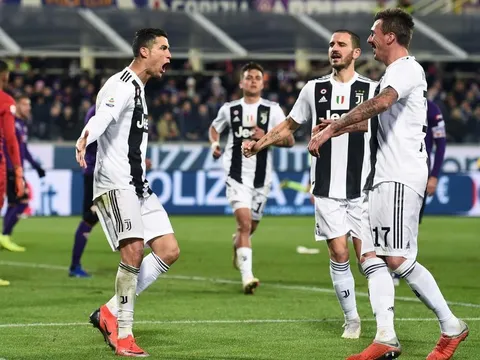 Max Allegri: "Ronaldo cần làm gì đó để được tha thứ"