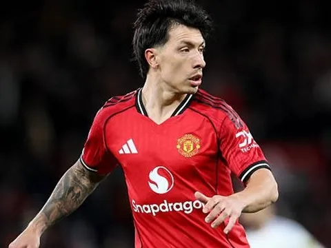 Man Utd kiên quyết nói không với Barca vụ Martinez