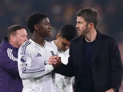 Tỏa sáng thời Carrick, Mainoo được MU tăng lương gấp 7 lần
