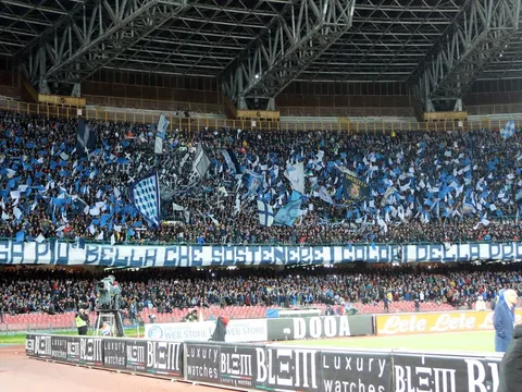San Paolo 'buồn chơi vơi' vì quá vắng khán giả