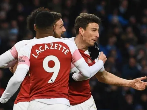 22h00 ngày 09/02, Huddersfield vs Arsenal: 3 điểm là lẽ sống