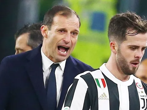 Allegri 'nổi điên' với đòi hỏi thay người của Pjanic
