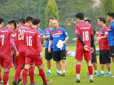 Điểm tin bóng đá Việt Nam tối 26/10: Thầy Park đón viện binh, ĐT Việt Nam có quân xanh chất lượng