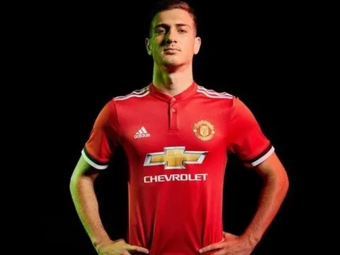NÓNG: Tân binh Man Utd chính thức tái xuất sân cỏ