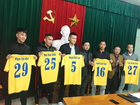 FLC Thanh Hóa ra mắt 5 tân binh cho V-League 2018
