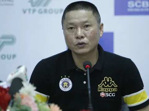 HLV Hà Nội chê Bình Dương không dám chơi bóng đá đẹp