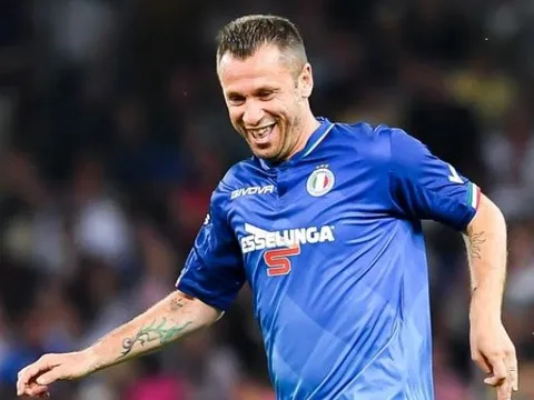 Chính thức: Cựu sao AC Milan, Real Madrid giải nghệ... lần 3