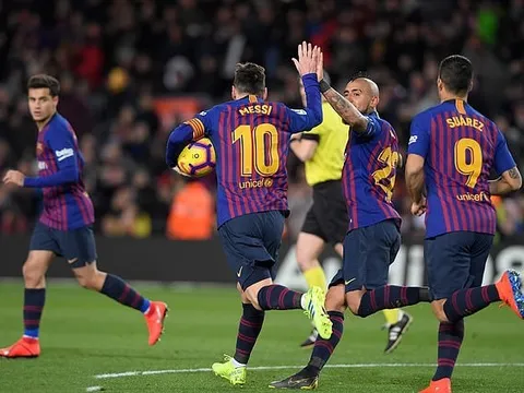 Messi lập cú đúp, Barca hòa hú vía trên sân nhà
