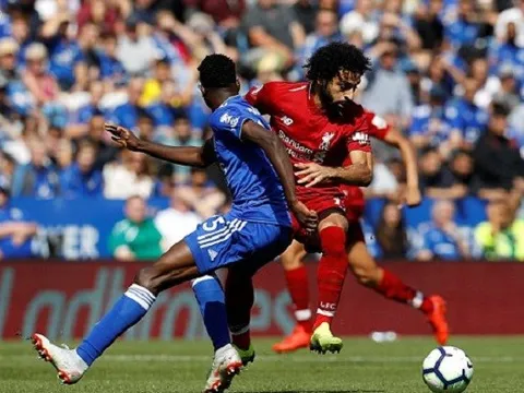 Sốc! Trên sân tập, Pogba chào tất cả, nhưng trừng mắt, mắng nhiếc Mourinho