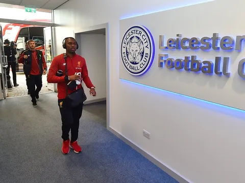 Bị "đá" xuống Europa League, các cầu thủ Atletico buồn rười rượi