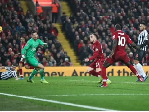 3 điều rút ra sau trận Liverpool 4-0 Newcastle United: The Kop có 2 "Van Dijk", sự biến ảo từ Klopp