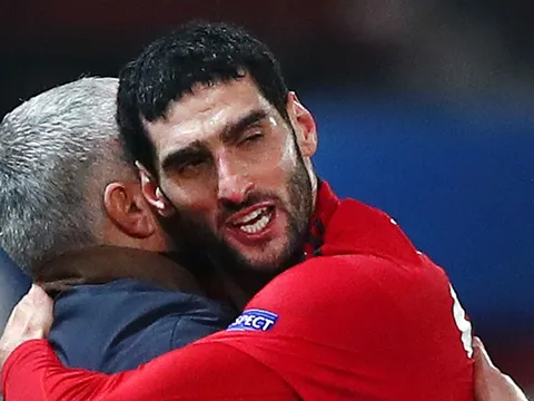 3 sự thay thế hoàn hảo cho Marouane Fellaini tại Man Utd