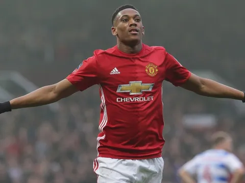 Martial - Vũ khí “viễn tưởng” của Mourinho