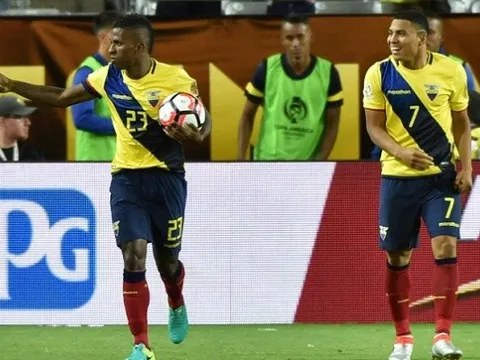 Valencia xác nhận lý do 'mất tích' tại Man Utd, không phải chấn thương