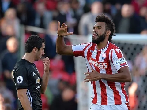 Bailly & Phil Jones thay nhau mắc sai lầm, Man Utd tiếp tục ôm hận trên sân của Stoke