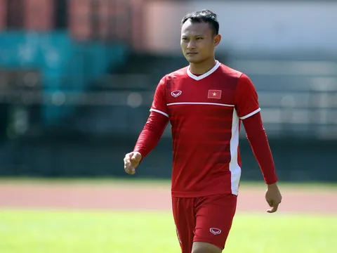 Điểm tin bóng đá Việt Nam tối 10/12: ĐT Việt Nam đón sự trở lại của "người không phổi"