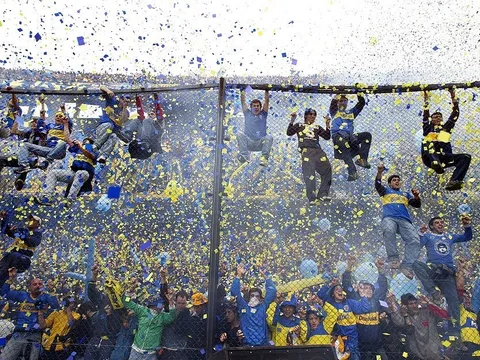 Choáng ngợp với khung cảnh hoành tráng khi River Plate đụng độ Boca Juniors