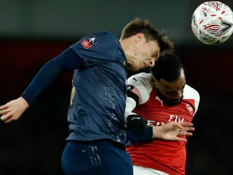 Lindelof có thể đã khiến Man Utd phải "hoãn kế hoạch" mua sắm