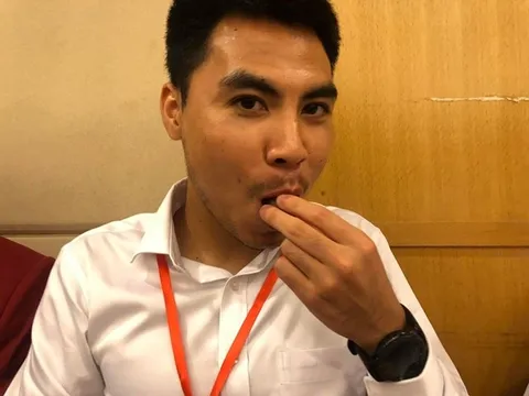 Cầu thủ U23 Việt Nam rạng rỡ trước lúc giao lưu với người hâm mộ