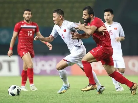 Phóng viên Hàn Quốc hỏi khó, HLV Park Hang-seo trả lời đầy thông minh
