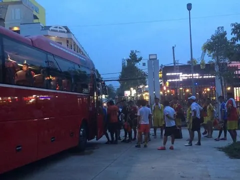 Điểm tin bóng đá Việt Nam sáng 08/10: XSKT Cần Thơ "tung chiêu" với Nam Định trước trận chung kết ngược