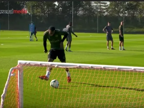 NHM Arsenal tin tưởng Lacazette giành chiếc giày vàng vì điều này